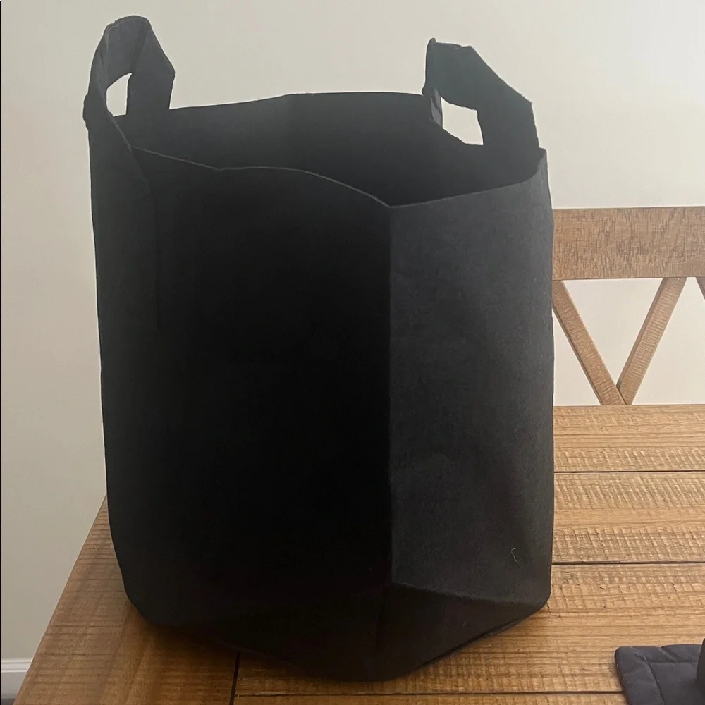 Black Grow Bags 12-Pack 7 Gallon - Picture 2 of 2